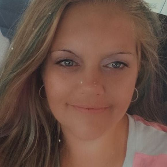 Meet your Posher, Ruth - Picture 1 of 1